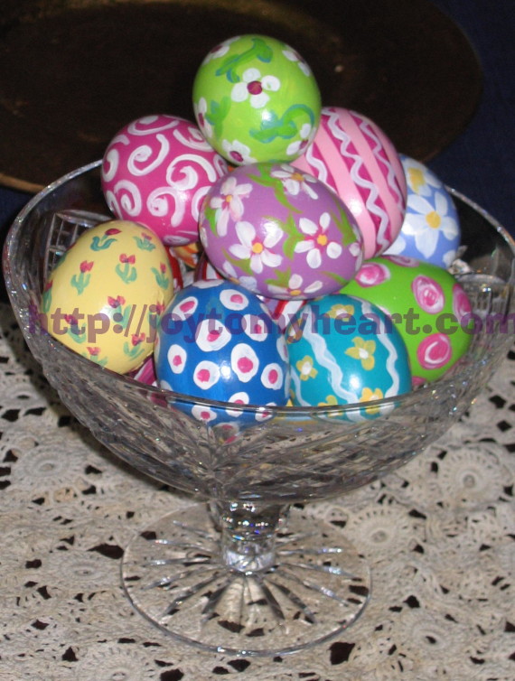 A Bowl of easter eggs
