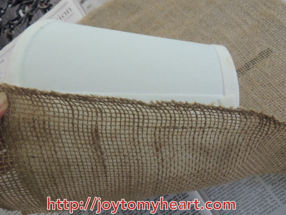 covering a lamp shade seam