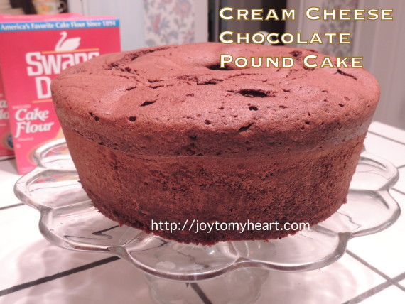 cream cheese chocolate pound cake4