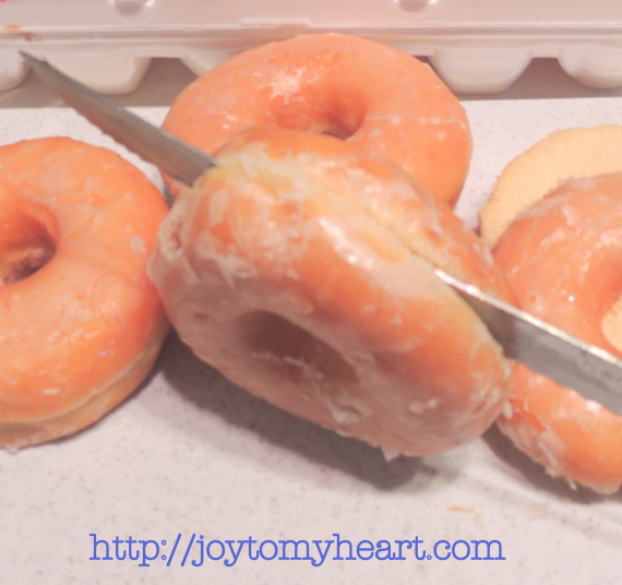 french toast doughnuts slicing